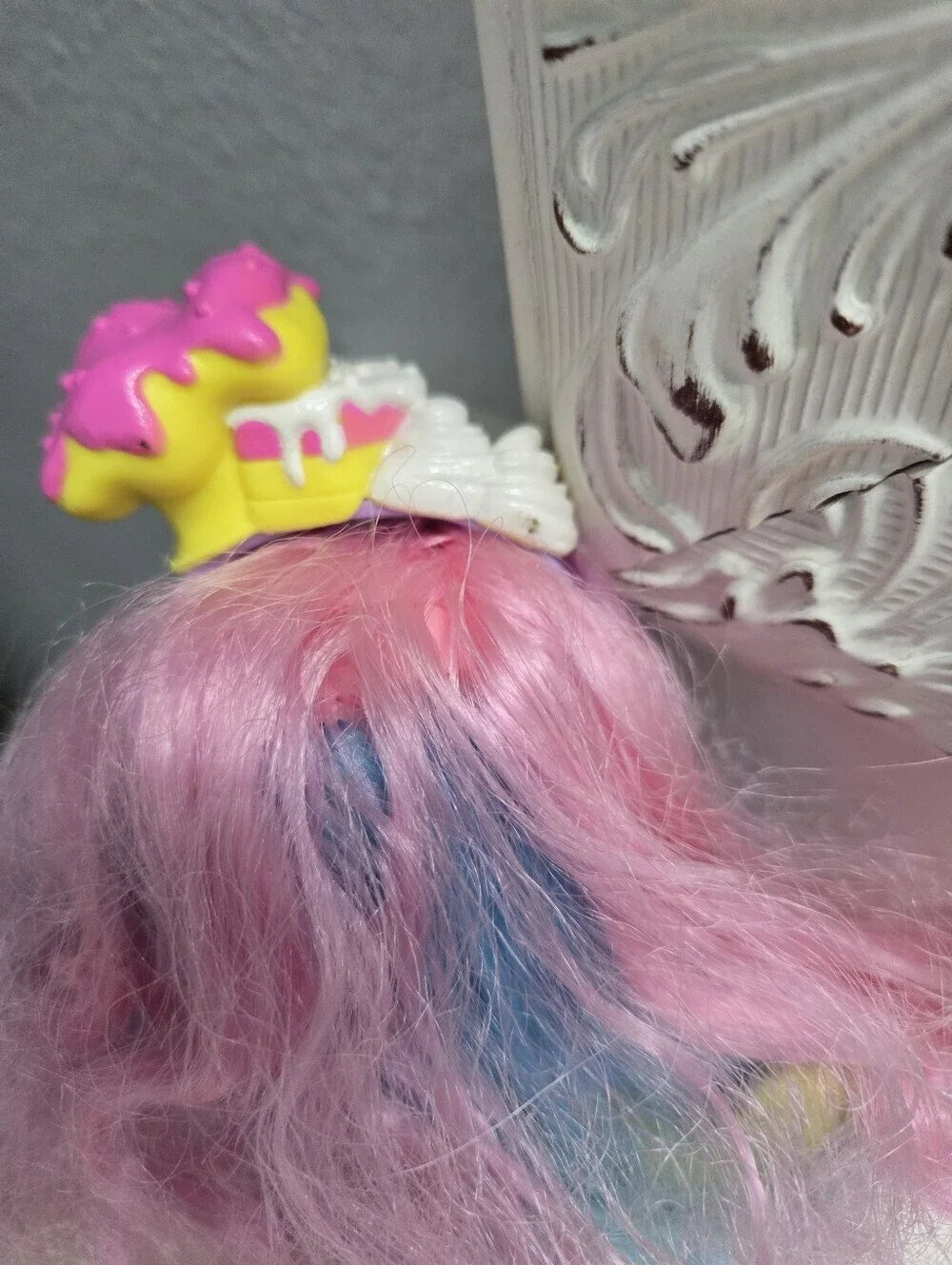 OG Shopkins Shoppies Rainbow Kate Pastel Pink & Blue Hair Doll - Picture 5 of 6